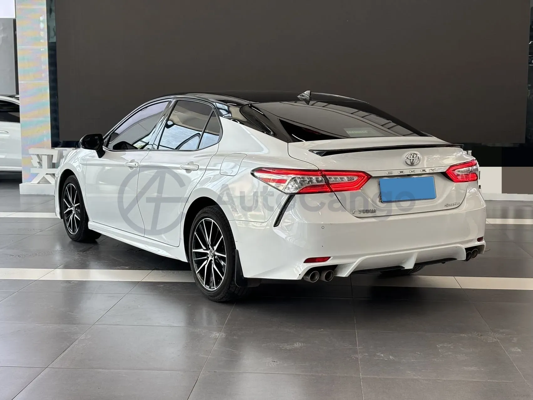 2021 Toyota Camry 2.5L 209HP L4 8AT,autocango,china used car exporter,china ev exporter,chinese used car exporter,chinese used ev exporter