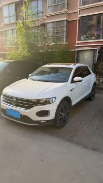 2019 VOLKSWAGEN T-ROC,autocango,china used car exporter,china ev exporter,chinese used car exporter,chinese used ev exporter