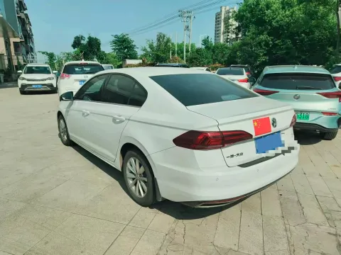 2020 Volkswagen Bora 1.5L 113HP L4 6AT