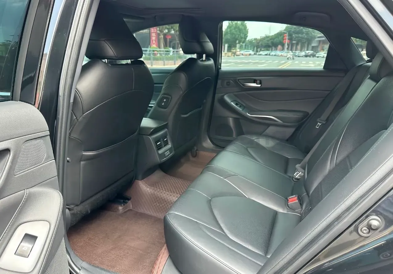 2019 Toyota Avalon 2.0L 178HP L4 CVT,autocango,china used car exporter,china ev exporter,chinese used car exporter,chinese used ev exporter