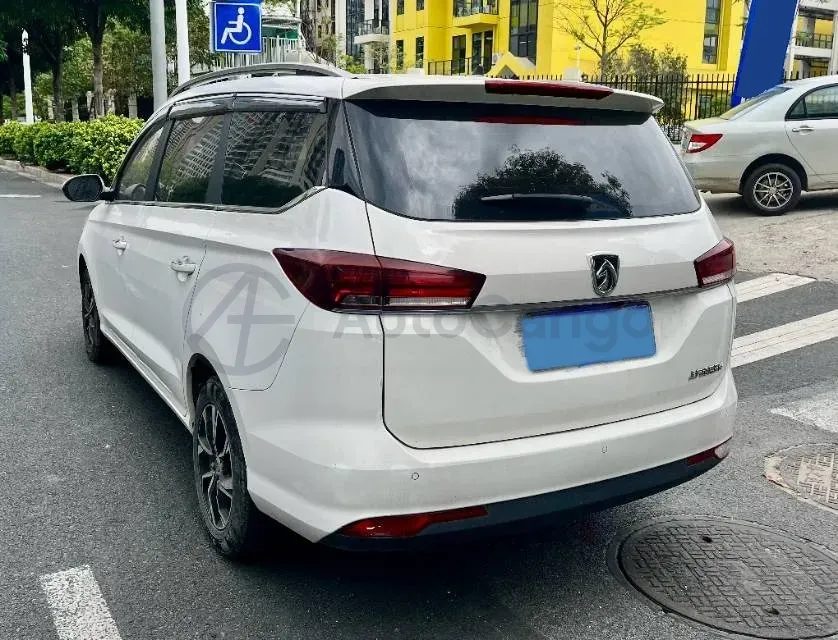 2018 BaoJun 360 1.5L 112HP L4 6MT,autocango,china used car exporter,china ev exporter,chinese used car exporter,chinese used ev exporter