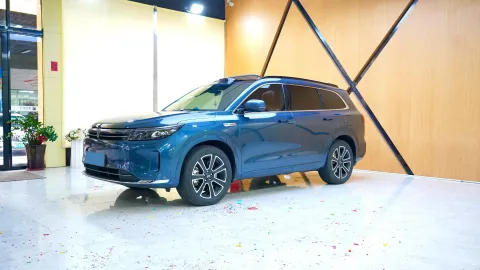 2024 AITO AITO M7,autocango,china used car exporter,china ev exporter,chinese used car exporter,chinese used ev exporter