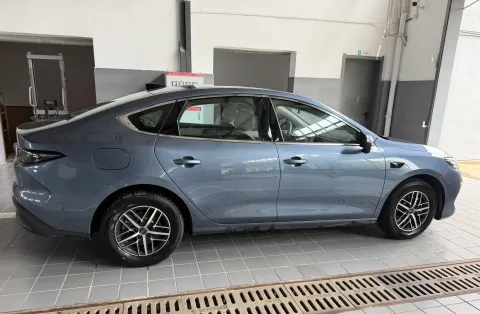 2025 BYD Seal05 DM-i 1.5L 101HP L4 E-CVT PHEV 15.87KWH