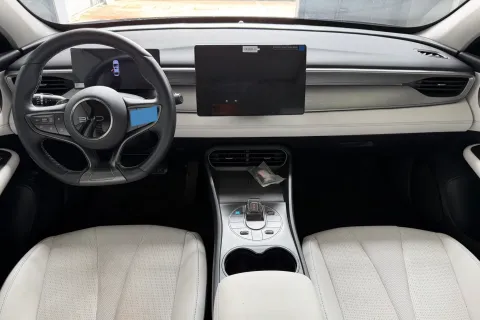 2025 BYD Seal05 DM-i 1.5L 101HP L4 E-CVT PHEV 15.87KWH