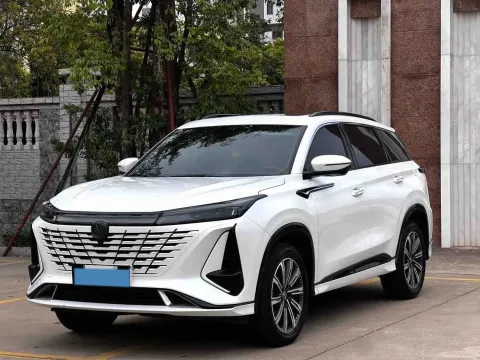 2022 CHANGAN CS75 PLUS,autocango,china used car exporter,china ev exporter,chinese used car exporter,chinese used ev exporter