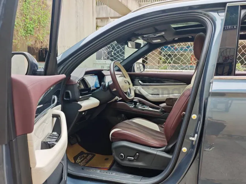 2021 Geely Monjaro 2.0T 218HP L4 7DCT,autocango,china used car exporter,china ev exporter,chinese used car exporter,chinese used ev exporter