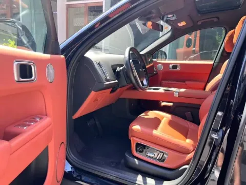 2023 Li L8 Range Extended 154HP REEV 40.9KWH,autocango,china used car exporter,china ev exporter,chinese used car exporter,chinese used ev exporter
