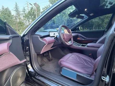 2025 NIO ET5T BEV