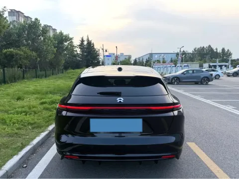 2025 NIO ET5T BEV