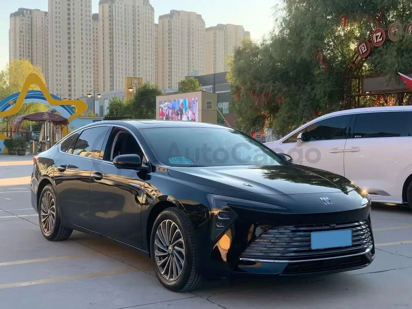 2023 Buick Larcosse 2.0T 237HP L4 9AT,autocango,china used car exporter,china ev exporter,chinese used car exporter,chinese used ev exporter
