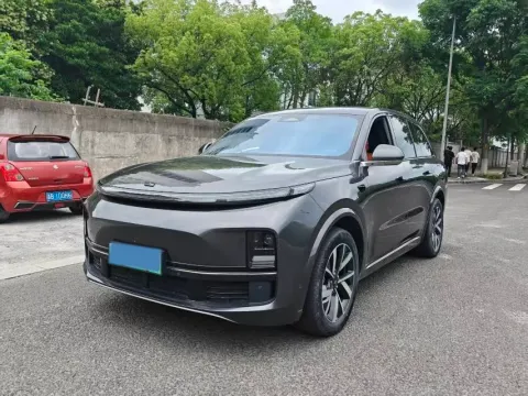 2023 LI L8,autocango,china used car exporter,china ev exporter,chinese used car exporter,chinese used ev exporter
