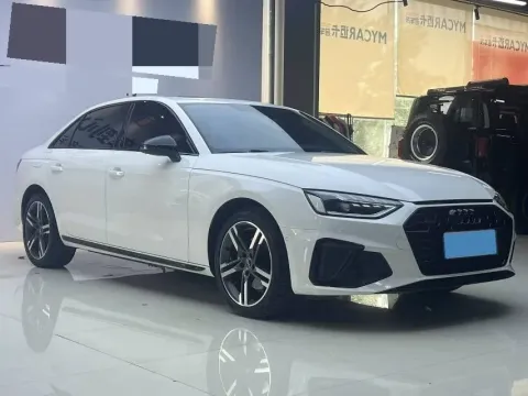 2022 Audi A4L 2.0T 190HP L4 7DCT