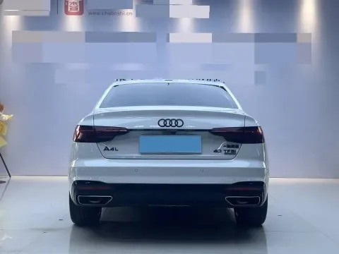 2022 Audi A4L 2.0T 190HP L4 7DCT