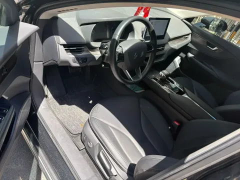 2023 HongQi E-QM5 BEV 82KWH