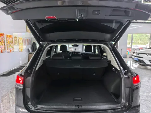 2023 Volkswagen Tayron 1.4T 150HP L4 7DCT