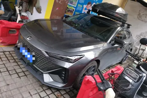 2023 CHANGAN UNI-V IDD,autocango,china used car exporter,china ev exporter,chinese used car exporter,chinese used ev exporter