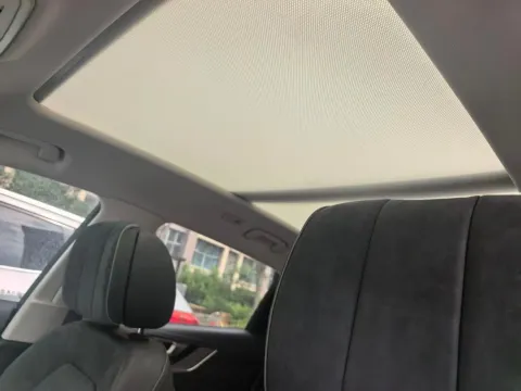 2022 HongQi HS5 2.0T 224HP L4 6AT