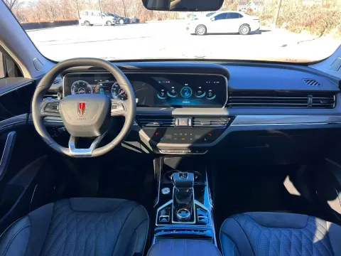 2022 HongQi HS5 2.0T 224HP L4 6AT