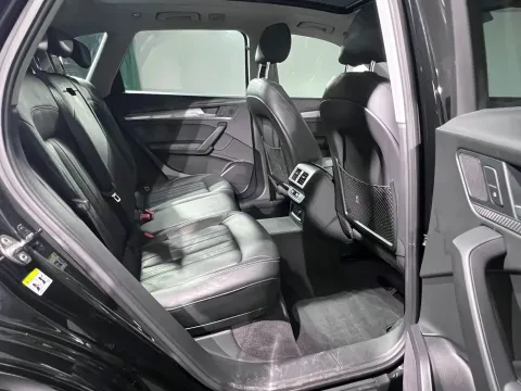 2020 Audi Q5L 2.0T 252HP L4 7DCT