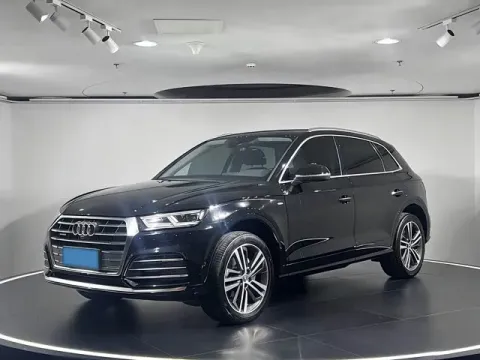 2020 AUDI Q5L,autocango,china used car exporter,china ev exporter,chinese used car exporter,chinese used ev exporter