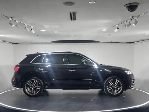 2020 Audi Q5L 2.0T 252HP L4 7DCT