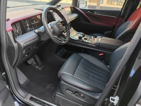 2023 GAC Trumpchi M8 2.0T 252HP L4 8AT