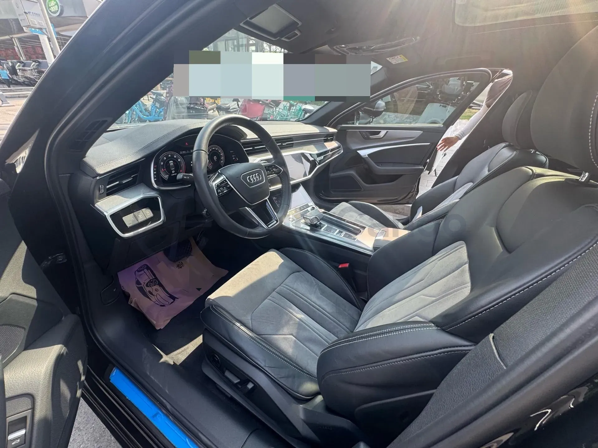 2022 Audi A6L 2.0T 224HP L4 7DCT,autocango,china used car exporter,china ev exporter,chinese used car exporter,chinese used ev exporter