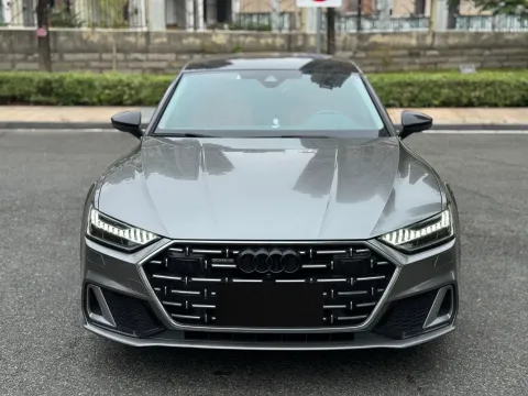 2022 Audi A7L 2.0T 245HP L4 7DCT