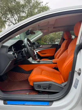 2022 Audi A7L 2.0T 245HP L4 7DCT