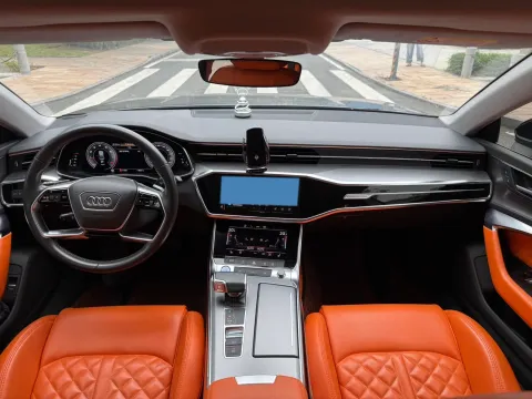 2022 Audi A7L 2.0T 245HP L4 7DCT