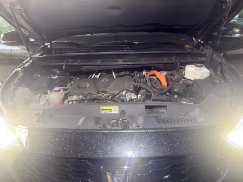 2022 Toyota Crown Kluger 2.5L 192HP L4 E-CVT Hybrid