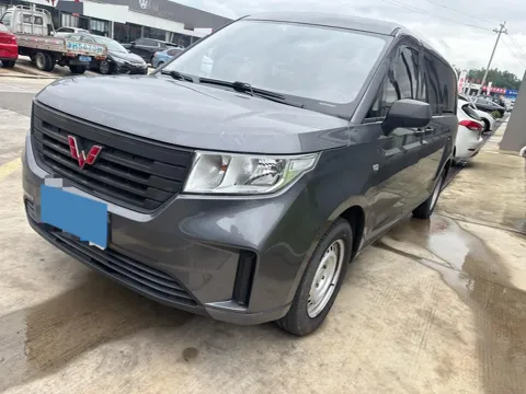 2022 WULING ZHENGCHEN,autocango,china used car exporter,china ev exporter,chinese used car exporter,chinese used ev exporter