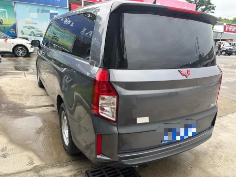 2022 WuLing ZhengChen 2.0L 136HP L4 6MT
