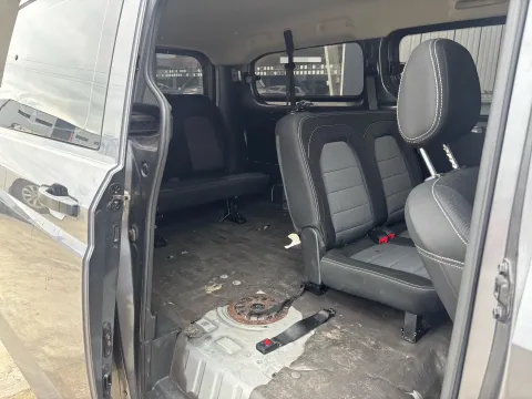 2022 WuLing ZhengChen 2.0L 136HP L4 6MT