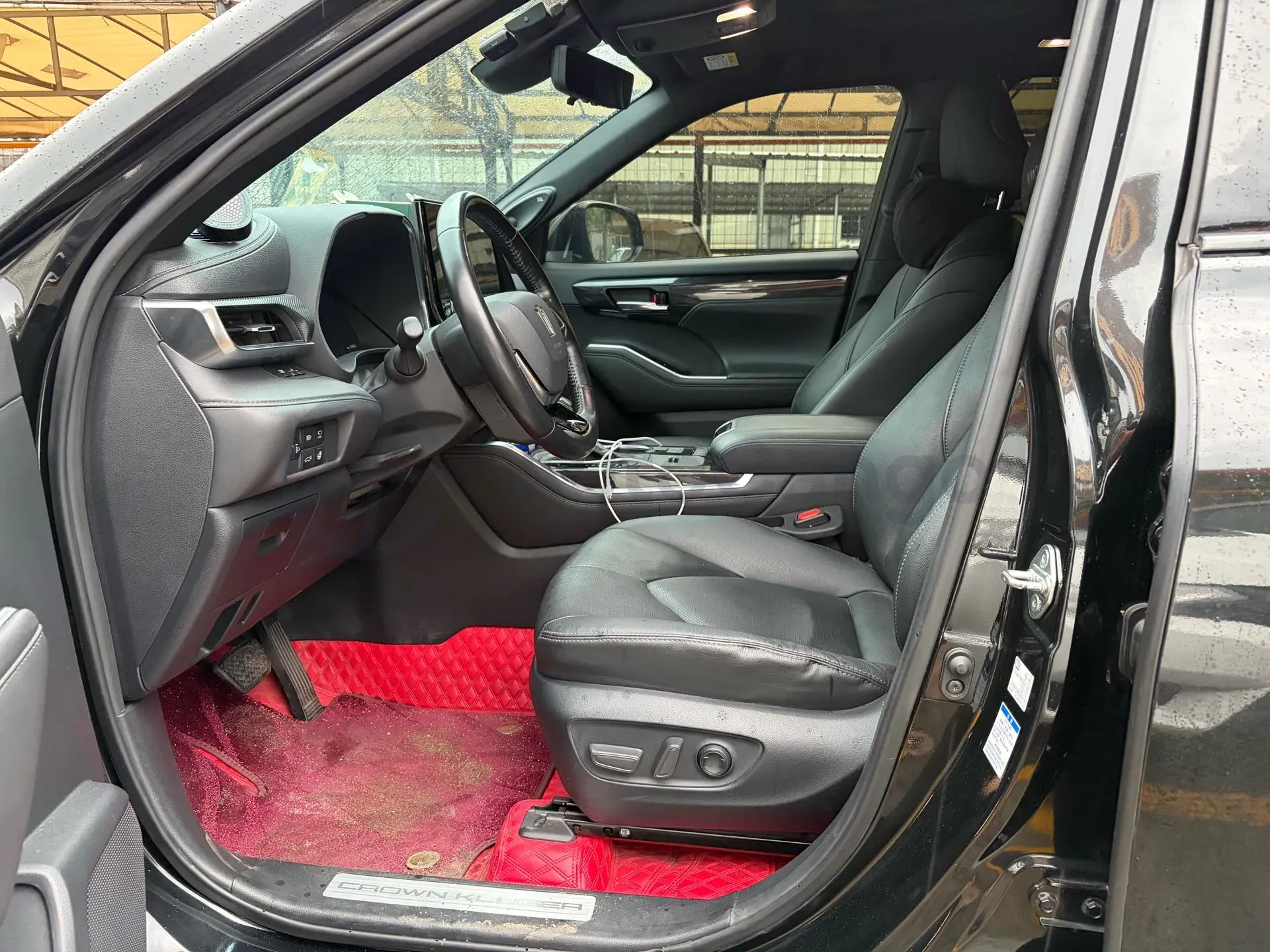 2022 Toyota Crown Kluger 2.5L 192HP L4 E-CVT Hybrid,autocango,china used car exporter,china ev exporter,chinese used car exporter,chinese used ev exporter