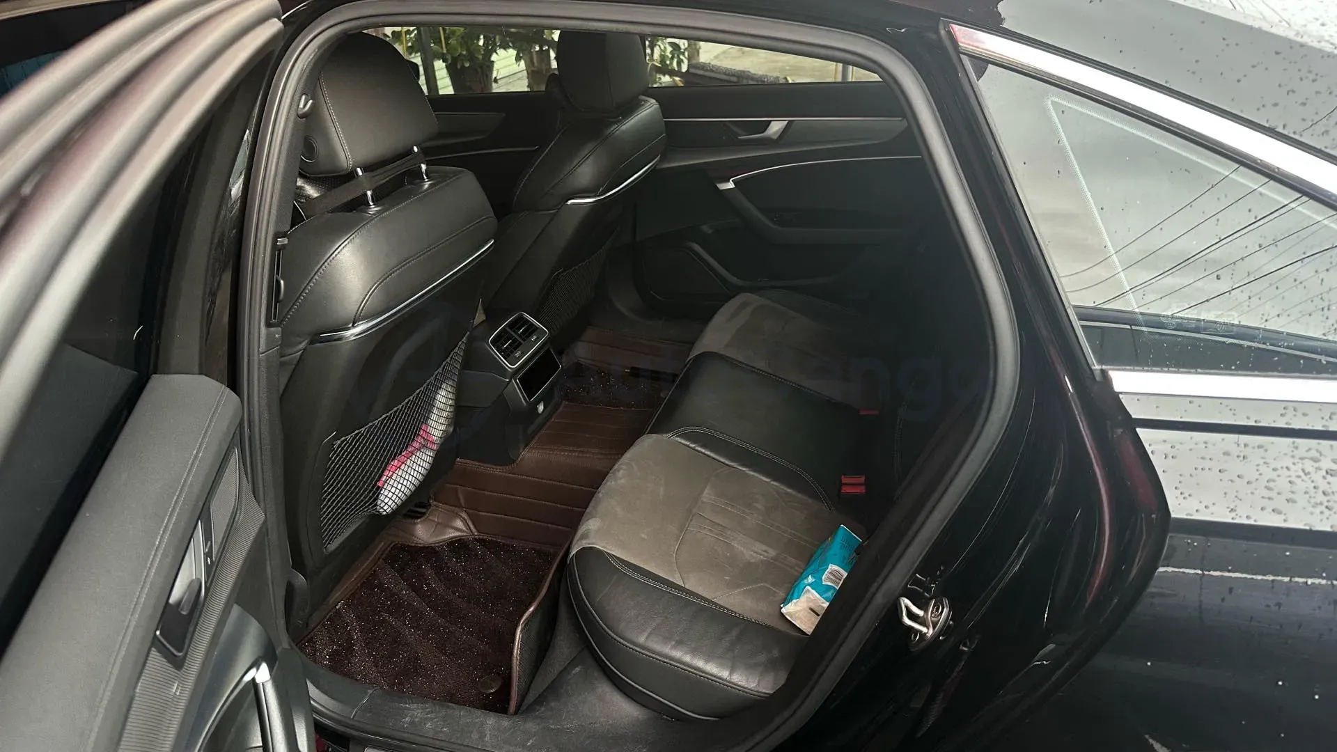 2020 Audi A6L 2.0T 224HP L4 7DCT,autocango,china used car exporter,china ev exporter,chinese used car exporter,chinese used ev exporter