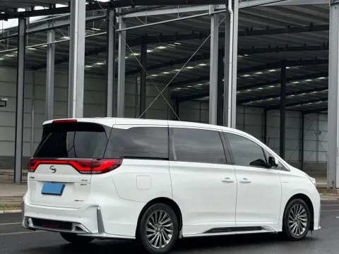 2021 GAC Trumpchi M8 2.0T 252HP L4 8AT