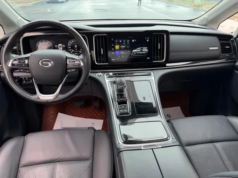 2021 GAC Trumpchi M8 2.0T 252HP L4 8AT