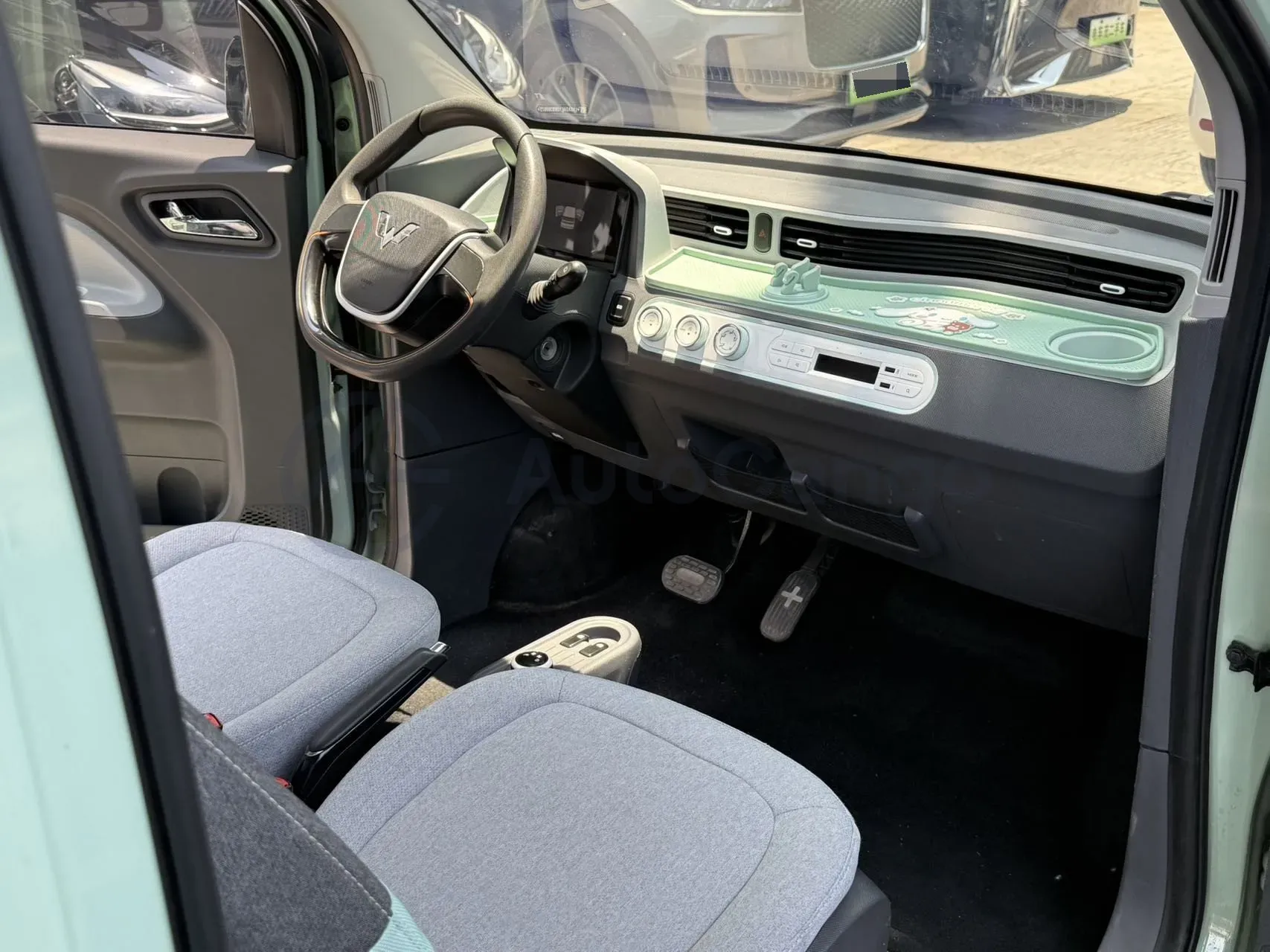 2021 WuLing HongGuang MINI EV BEV 13.8KWH,autocango,china used car exporter,china ev exporter,chinese used car exporter,chinese used ev exporter