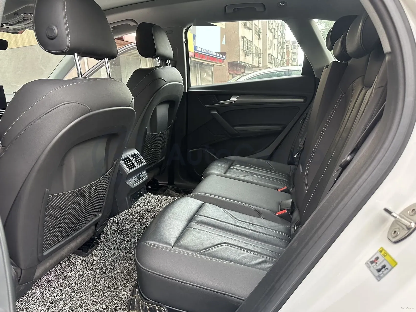 2021 Audi Q5L 2.0T 190HP L4 7DCT,autocango,china used car exporter,china ev exporter,chinese used car exporter,chinese used ev exporter