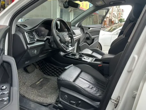 2021 Audi Q5L 2.0T 190HP L4 7DCT