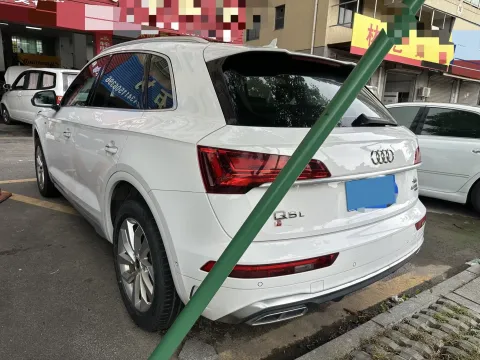 2021 Audi Q5L 2.0T 190HP L4 7DCT