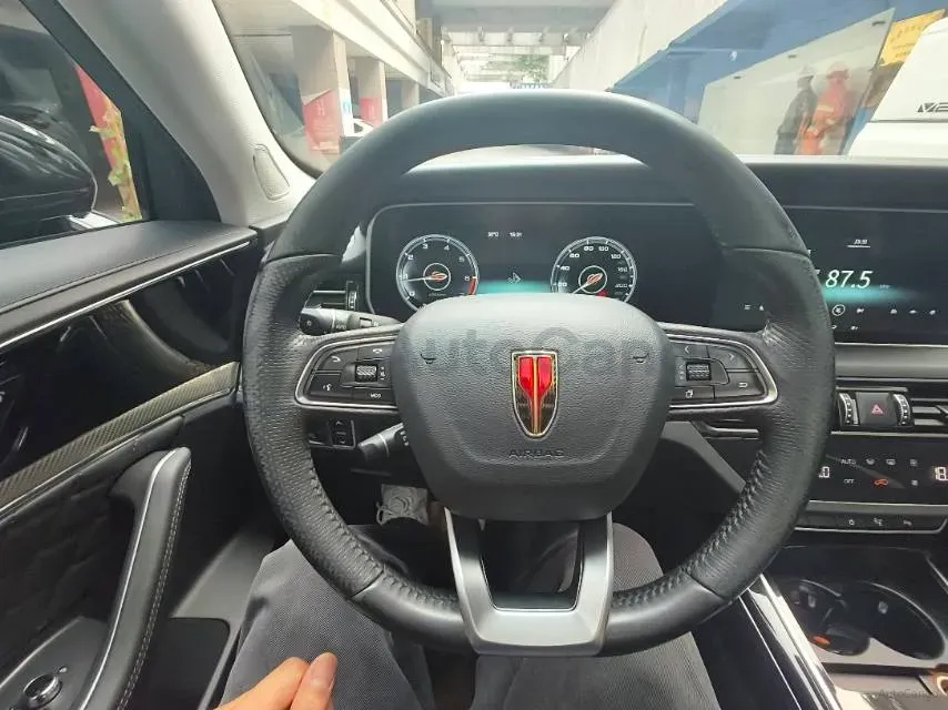 2022 HongQi HS5 2.0T 224HP L4 6AT,autocango,china used car exporter,china ev exporter,chinese used car exporter,chinese used ev exporter