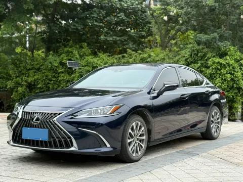 Lexus