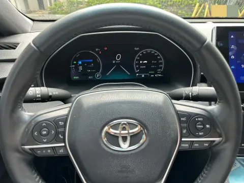 2022 Toyota Avalon 2.5L 178HP L4 E-CVT Hybrid