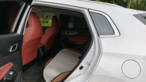 2022 ChangAn CS75 Plus 1.5T 178HP L4 6AT,autocango,china used car exporter,china ev exporter,chinese used car exporter,chinese used ev exporter