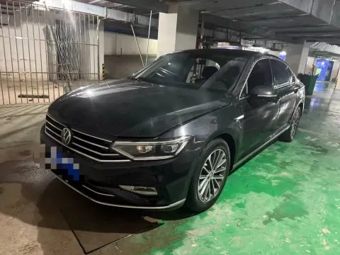 2020 VOLKSWAGEN MAGOTAN,autocango,china used car exporter,china ev exporter,chinese used car exporter,chinese used ev exporter