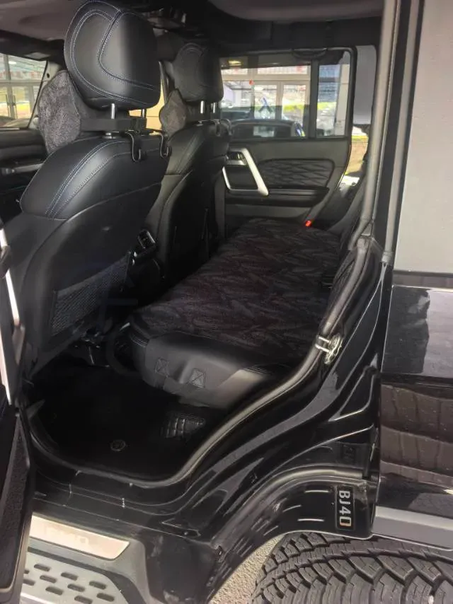 2023 Beijing BJ40 2.0T 224HP L4 8AT,autocango,china used car exporter,china ev exporter,chinese used car exporter,chinese used ev exporter