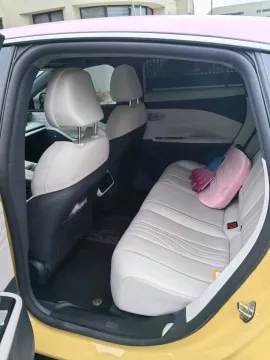 2024 Geely Galaxy E8 BEV 76KWH