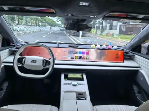 2024 Geely Galaxy E8 BEV 76KWH